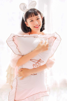 掀美女裙子游戏